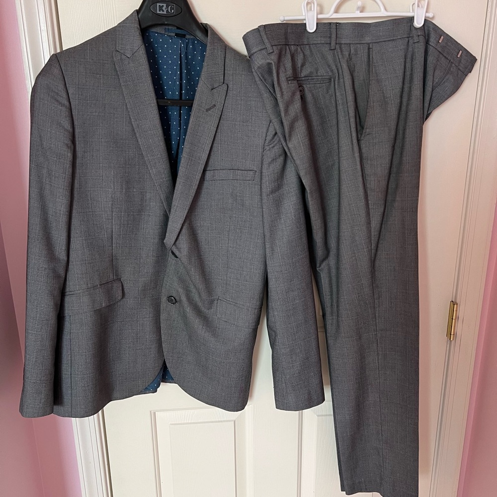 Cedar Wood State Gray Men’s Suit (40L, 34/34)